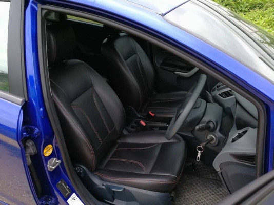Ford fista 5ประตูสุดสวย ไมลย์วิ่งแค่ 64,xxx เท่านั้น ออกรถวันนี้ดาว์นเริ่มต้นเพียง 8,000 ฿
