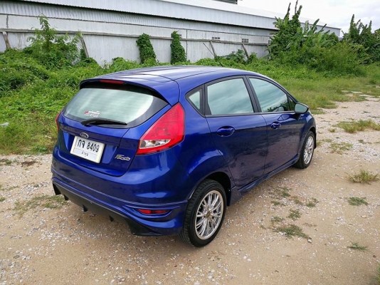 Ford fista 5ประตูสุดสวย ไมลย์วิ่งแค่ 64,xxx เท่านั้น ออกรถวันนี้ดาว์นเริ่มต้นเพียง 8,000 ฿