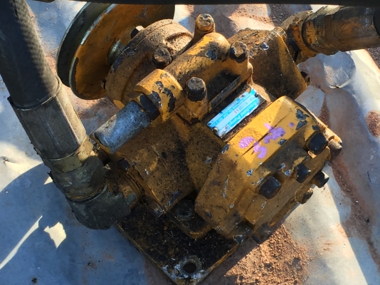 ขายปั๊มไฮโดริคมี มีพูเล่ล่องสายพานให้พร้อมใช้งาน