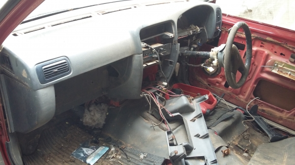 ขายหัวเก๋งพร้อมกะบะ Nissan Big-M จอโค้ง 4 ประตู อุปกรณ์ครบตามรูป ขายหัวเก๋งพร้อมกะบะ Nissan Big-M จอโค้ง 4 ประตู อุปกรณ์ครบตามรูป