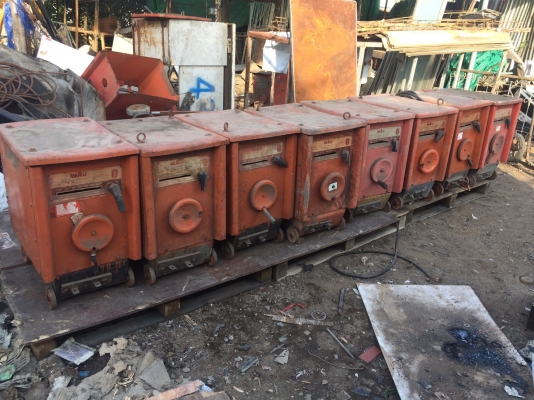 ขาย !! ตู้เชื่อมพลัง300A.สภาพเดิมๆ.พร้อมใช้งาน(มี8ใบ)