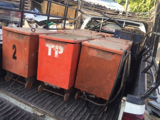 ขาย !! ตู้เชื่อมพลัง300A.สภาพเดิมๆ.พร้อมใช้งาน(มี8ใบ)