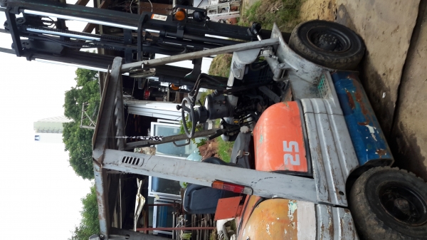 ขายรถโฟคลิฟท์ TOYOTA 2.5ตัน