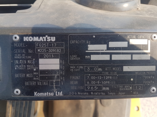 ขายรถยกkomatsuเสา 4เมตรออโต้รุ่นใหม่.2.5ตัน ขายรถยกkomatsuเสา 4เมตรออโต้รุ่นใหม่.2.5ตัน