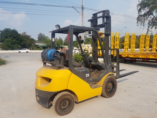 ขายรถยกkomatsuเสา 4เมตรออโต้รุ่นใหม่.2.5ตัน ขายรถยกkomatsuเสา 4เมตรออโต้รุ่นใหม่.2.5ตัน