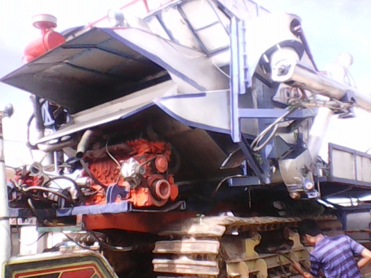 รถเกี่ยว 6 HE BO     061-6319748