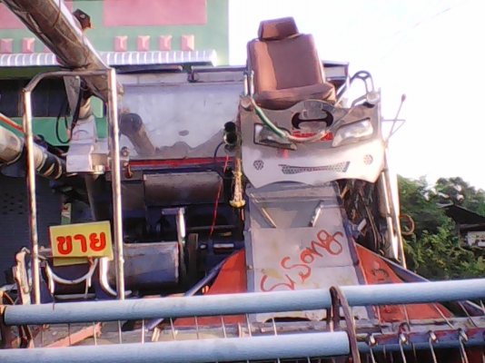 รถเกี่ยว 6 HE BO     061-6319748