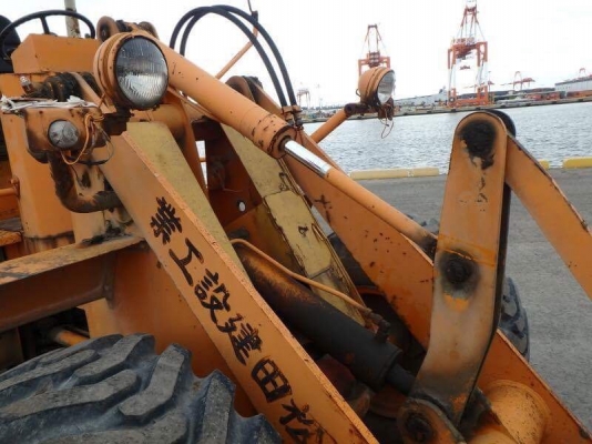 ขายรถตัก KOMATSU 507 สมบูรณ์พร้อมใช้ครับ FROM JAPAN ติดต่อ 063-9316985 ID LINE : 0639316985 ครับ