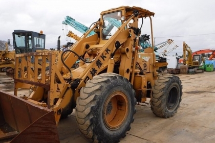 ขายรถตัก KOMATSU SD25P-1 เครื่อง อีซุซู 6BD1 สมบูรณ์พร้อมใช้ครับ FROM JAPAN ติดต่อ 063-9316985 ID LINE : 0639316985 ครับ