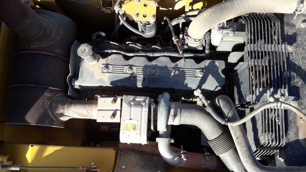 ขายรถแบ็คโฮ KOMATSU PC200-8MO พร้อมไลน์หัวกระแทก ใช้งาน 7,956 ชั่วโมง