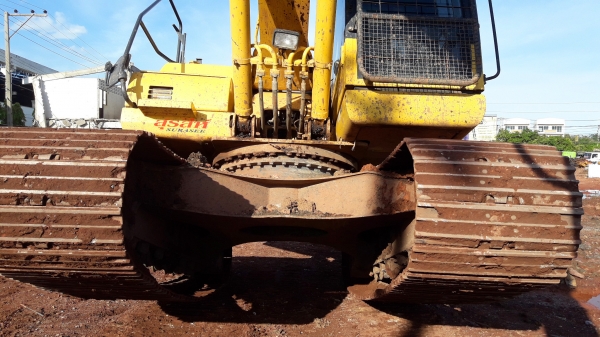 ขายรถแบ็คโฮ KOMATSU PC200-8MO พร้อมไลน์หัวกระแทก ใช้งาน 7,956 ชั่วโมง