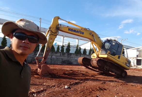 ขายรถแบ็คโฮ KOMATSU PC200-8MO พร้อมไลน์หัวกระแทก ใช้งาน 7,956 ชั่วโมง