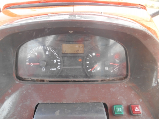 M7040 รถสาธิต 12 ชั่วโมง M7040 รถสาธิต 12 ชั่วโมง