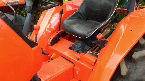 สามย่านแทรคเตอร์ ขายรถไถ KUBOTA L34่08 เครื่องดี เกียร์ดี ไฮดรอลิกดี ยางหลังใหม่ เปลี่ยนซีลหน้ายกชุด เปลี่ยนถ่ายของเหลวพร้อม ราคา 160,000 มีรถขนส่งบริการ ร้านสามย่านแทรคเตอร์ อ.แกลง จ.ระยอง 0897489639,0818618678,0899347475 id line=0897489639i id line=081 สามย่านแทรคเตอร์ ขายรถไถ KUBOTA L34่08 เครื่องดี เกียร์ดี ไฮดรอลิกดี ยางหลังใหม่ เปลี่ยนซีลหน้ายกชุด เปลี่ยนถ่ายของเหลวพร้อม ราคา 160,000 มีรถขนส่งบริการ ร้านสามย่านแทรคเตอร์ อ.แกลง จ.ระยอง 0897489639,0818618678,0899347475 id line=0897489639i id line=081