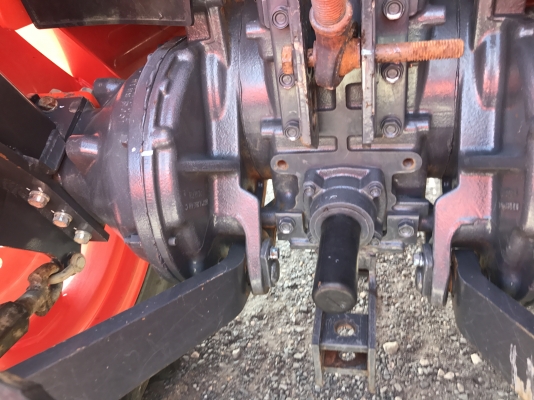 ขายรถไถคูโบต้า #L4708SP(4WD)2เพลา พร้อมอุปกรณ์ใบมีดหน้าและโลเตอร์รี ราคา 498,000 บาท #พร้อมส่งฟรีถึงบ้าน โทรสอบถามได้เลยค่ะ 081-9136451 ขอดูรูปทาง Line:Bow6451  รถสวย สภาพพร้อมใช้งาน   เครื่องดี เกียร์ดี ยางดีทั้ง 4 เส้น  ตรวจเชคเรียบร้อยค่ะ เล่มทะเบียนพร