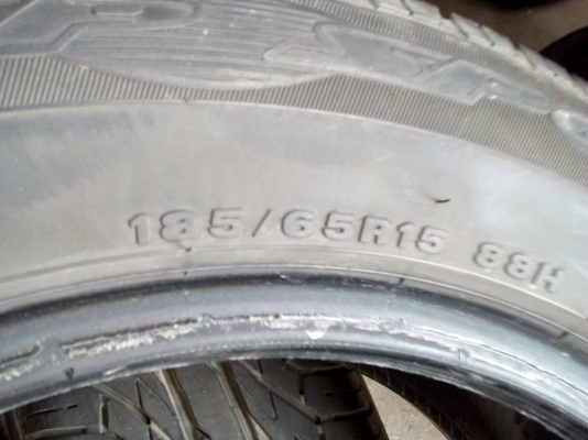 185/65R15 DUNLOP SP SPORT300 ชุด 4 เส้น tel. 081-427-3941 185/65R15 DUNLOP SP SPORT300 ชุด 4 เส้น tel. 081-427-3941