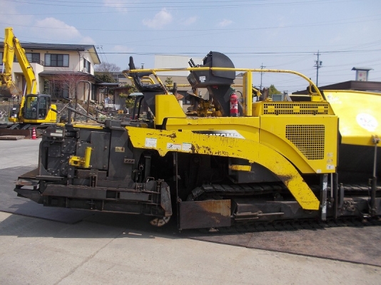 ขายรถปูยาง Sumitomo HA60C-รุ่น5 (ล้อแทร็ค) ปูได้ 6m ปี2005 สวยๆ (Stock in Japan) 092-929-9942 ธีรเทพ ขายรถปูยาง Sumitomo HA60C-รุ่น5 (ล้อแทร็ค) ปูได้ 6m ปี2005 สวยๆ (Stock in Japan) 092-929-9942 ธีรเทพ