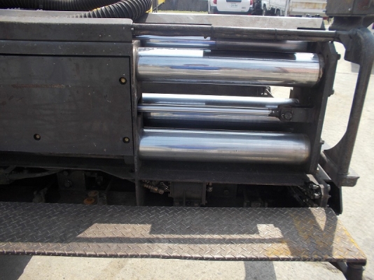 ขายรถปูยาง Sumitomo HA60C-รุ่น5 (ล้อแทร็ค) ปูได้ 6m ปี2005 สวยๆ (Stock in Japan) 092-929-9942 ธีรเทพ ขายรถปูยาง Sumitomo HA60C-รุ่น5 (ล้อแทร็ค) ปูได้ 6m ปี2005 สวยๆ (Stock in Japan) 092-929-9942 ธีรเทพ