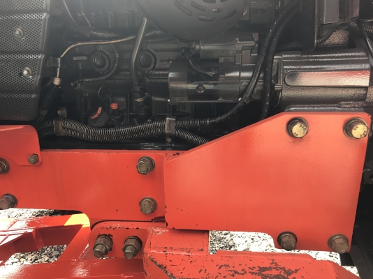 ขายด่วน รถไถคูโบต้า M9540 สภาพพร้อมใช้งาน ทำงาน 2,000 ชั่วโมง เล่มทะเบียนพร้อม ทุกระบบสมบูรณ์พร้อมใช้งานค่ะ ขายราคา 690,000 บาท ต่อลองได้  สนใจโทร 081-9136451 คุณโบว์  หรือ ขอดูรูปเพิ่มเติม line:bow6451 ค่ะ