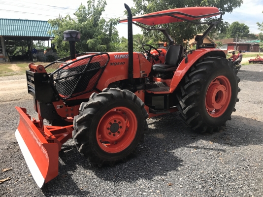 ขายด่วน รถไถคูโบต้า M9540 สภาพพร้อมใช้งาน ทำงาน 2,000 ชั่วโมง เล่มทะเบียนพร้อม ทุกระบบสมบูรณ์พร้อมใช้งานค่ะ ขายราคา 690,000 บาท ต่อลองได้  สนใจโทร 081-9136451 คุณโบว์  หรือ ขอดูรูปเพิ่มเติม line:bow6451 ค่ะ