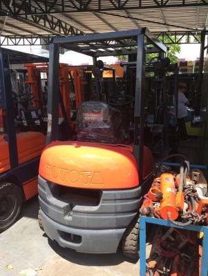 ขายรถฟอร์คลิฟท์ โตโยต้า 6FG15 เสาสูง 3 ม. ขายรถฟอร์คลิฟท์ โตโยต้า 6FG15 เสาสูง 3 ม.