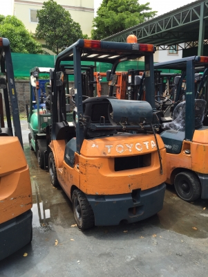 ขายรถฟอร์คลิฟท์ โตโยต้า 7FG15 เสาสูง 3 ม.
