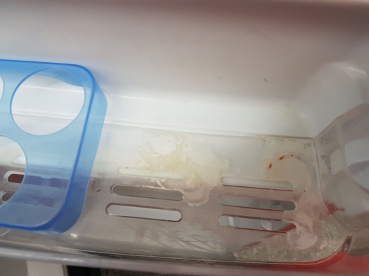 ตู้เย็น Mitsubishi 6 คิว สีเงิน รุ่น MR-17D สภาพใหม่ ใช้ได้ปกติ