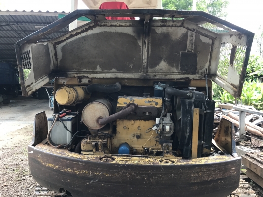 แบล็คโฮล KOMATSU PC 40