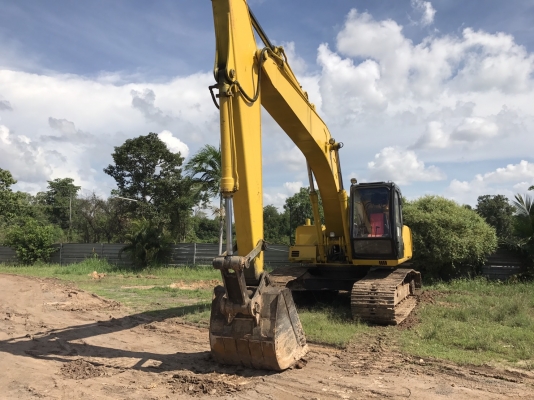 ขาย 385,000 บาท HITACHI EX200-2 เครื่อดี ปั้มแรง โช่หนา เอวแน่น ไฟฟ้าตัด เอกสารชื้อขาย   รถอยู่ จ.ศรีสะเกษ โทร&amp;ไอดีไลน์ 0610710295