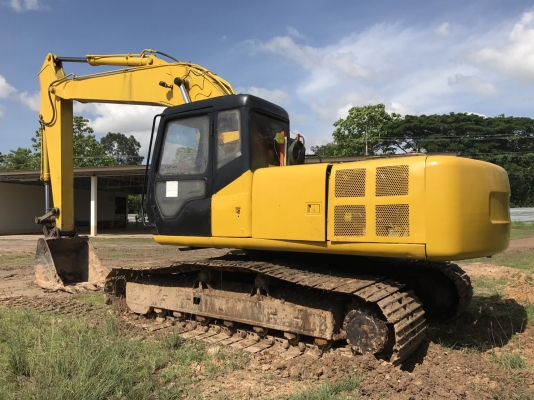 ขาย 385,000 บาท HITACHI EX200-2 เครื่อดี ปั้มแรง โช่หนา เอวแน่น ไฟฟ้าตัด เอกสารชื้อขาย   รถอยู่ จ.ศรีสะเกษ โทร&amp;ไอดีไลน์ 0610710295