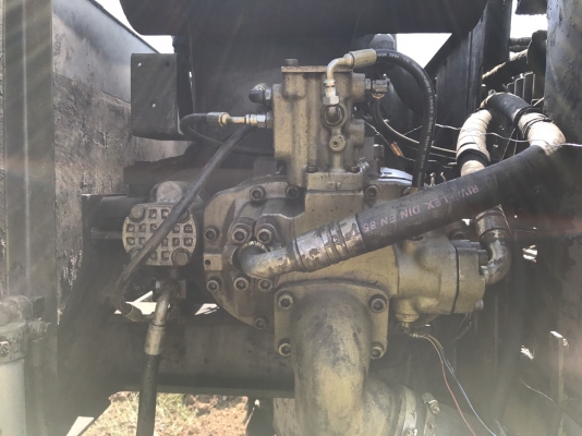 ขาย 385,000 บาท HITACHI EX200-2 เครื่อดี ปั้มแรง โช่หนา เอวแน่น ไฟฟ้าตัด เอกสารชื้อขาย   รถอยู่ จ.ศรีสะเกษ โทร&amp;ไอดีไลน์ 0610710295