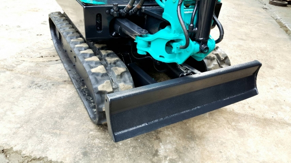 ขาย รถขุด KOBELCO รุ่น SK014 มือสองญี่ปุ่น แทรกยางสวย สลัก บูทเอวแน่น 100\% ขึ้นรถปิคอัพ ได้แน่นอน แรงดีทุกระบบ มือถือ/LINE ID : 0818753444