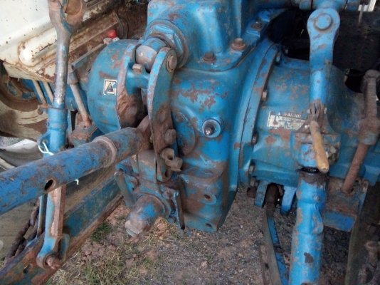 ขายรถไถฟอร์ด พ่อค้าตัดราคาได้