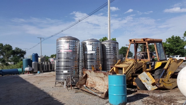 ขายถังน้ำ ขนาด 4000 ลิตรสภาพดีมีให้เลือกหลายใบ ขายถังน้ำ ขนาด 4000 ลิตรสภาพดีมีให้เลือกหลายใบ