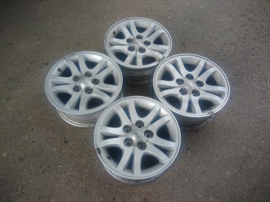 ขายล้อแม็ก Toyota Tiger D4D สีเดิมโรงงาน ขอบ 15 4 วง ราคา 5,500 บาท #ล้อลายยอดฮิต