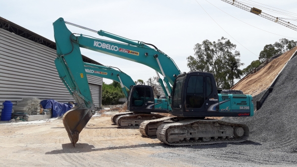 ขายรถแบ็คโฮ KOBELCO SK200-8 Yn12 SuperXM ใช้งาน 1,065 ชั่วโมง สภาพสมบูรณ์ทุกระบบ รถ 95 \% รถอยู่ชลบุรี
