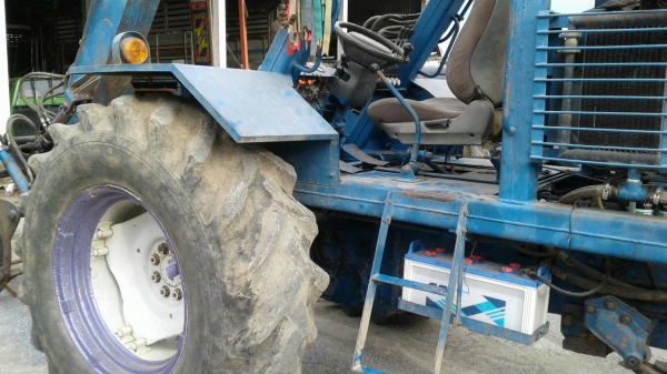 รถคีบอ้อยเครื่องฟรอด