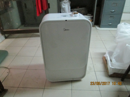 ขายแอร์เคลื่อนที่ ป้ายแดง ยี้ห้อ Midea ขนาด9000Btu ขายแอร์เคลื่อนที่ ป้ายแดง ยี้ห้อ Midea ขนาด9000Btu