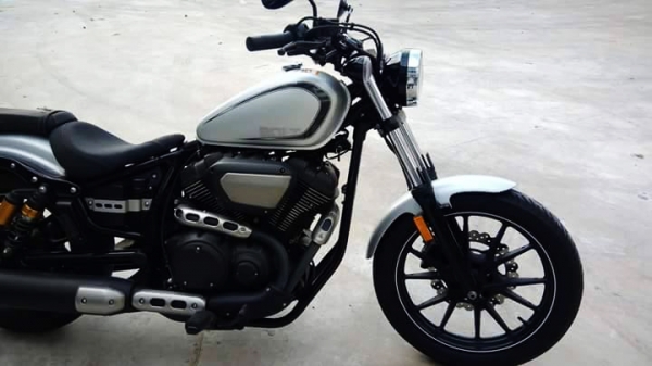 **ขายดาวน์** YAMAHA BOLT-R 2015 ถูกมากกกกกกกกกกกกกค่ะ