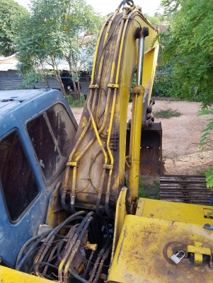 ขายรถแบ็คโฮ KOBELCO SK200 Mark 3 สภาพพร้อมใช้งาน ขายรถแบ็คโฮ KOBELCO SK200 Mark 3 สภาพพร้อมใช้งาน