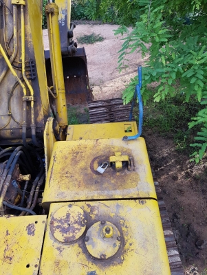 ขายรถแบ็คโฮ KOBELCO SK200 Mark 3 สภาพพร้อมใช้งาน ขายรถแบ็คโฮ KOBELCO SK200 Mark 3 สภาพพร้อมใช้งาน