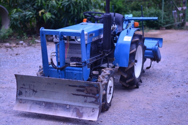 ขายรถไถ มิตซูบิชิ KUMIAI ST1540  (4WD) 15 แรง พร้อมโรตารี่ และใบดันหน้า 125,000 บาท