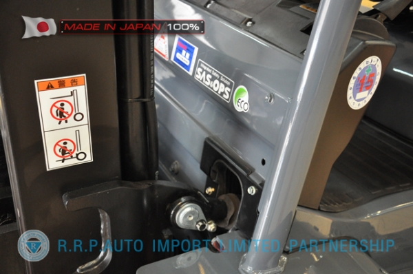 ขายรถโฟล์คลิฟท์มือสอง TOYOTA รุ่น 8FD25-34494 นำเข้าจากประเทศญี่ปุ่น 100\% ไม่เคยใช้งานในไทย