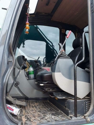 ขายรถแบคโฮ SK200-8 YN12 ราคา1,800,000 สนใจโทร 090-8588220  093-3258446 www.narong2truck.com www.truck.in.th/498 https://www.facebook.com/narong2truck/ ID: narong498 ID: 09332584461 เพจ Facebook ณรงค์ ซื้อขายรถมือสอง กลุ่ม Facebook ณรงค์ ซื้อขายรถมือสอง