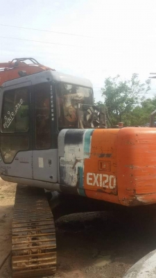 ขายรถแบคโฮ HITACHI EX120-2 เอกสารเล่มทะเบียน ราคา650,000 สนใจโทร 090-8588220  093-3258446 www.narong2truck.com www.truck.in.th/498 https://www.facebook.com/narong2truck/ ID: narong498 ID: 09332584461 เพจ Facebook ณรงค์ ซื้อขายรถมือสอง กลุ่ม Facebook ณรงค์