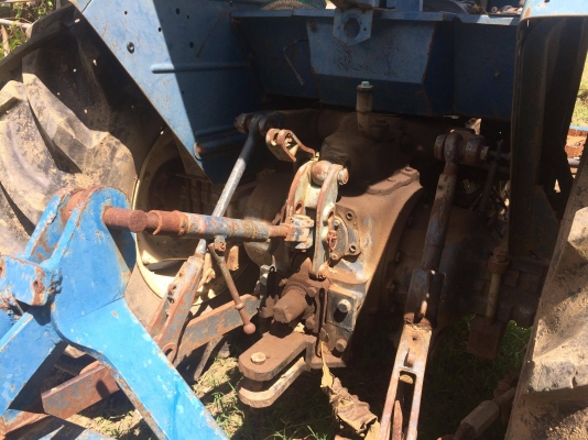 ขายรถไถ6640 นิวฮอนแลนด์ ขายรถไถ6640 นิวฮอนแลนด์