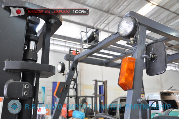 ขายรถโฟล์คลิฟท์มือสอง TOYOTA รุ่น 6FG20-11901 นำเข้าจากประเทศญี่ปุ่น 100\% ไม่เคยใช้งานในไทย