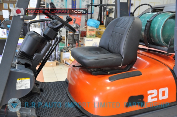 ขายรถโฟล์คลิฟท์มือสอง TOYOTA รุ่น 6FG20-11901 นำเข้าจากประเทศญี่ปุ่น 100\% ไม่เคยใช้งานในไทย