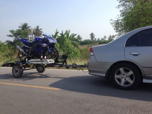 เทเลอร์ พ่วง ลาก มอร์ไซค์