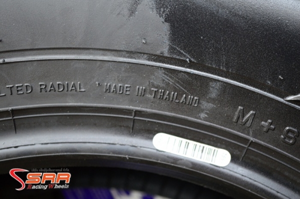 DUNLOP AT22 245/70R16 เส้นละ 3,750 บาท